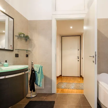 Joivy Vibrant 8 * Como