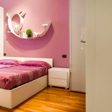 Apartament Joivy Vibrant 8 Como