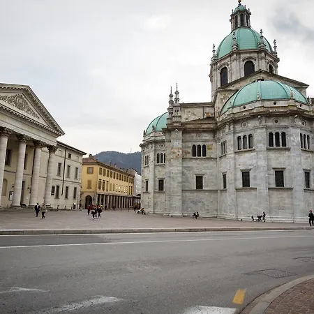 Apartament Joivy Vibrant 8 Como